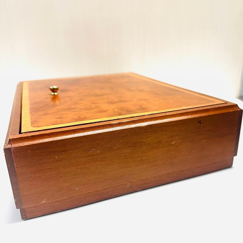 Vintage Wood Game Box Storage Organizer - Picture 8 of 13